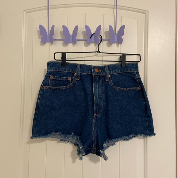 NWOT | Victoria’s Secret PINK women’s denim‎ shorts — size 8 - Picture 1 of 5